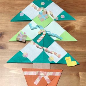 折り紙 クリスマスツリーは難しいと諦めずに平面で簡単に作る方法 ことのは