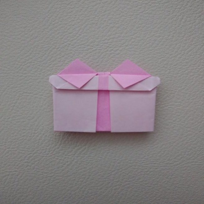 折り紙 プレゼントボックスの作り方 リボン付きで一枚で作る方法 ことのは